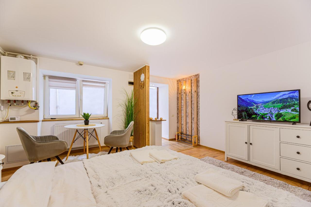 Sun X Mountains - Strada Sforii Apartment Brasov Exterior photo